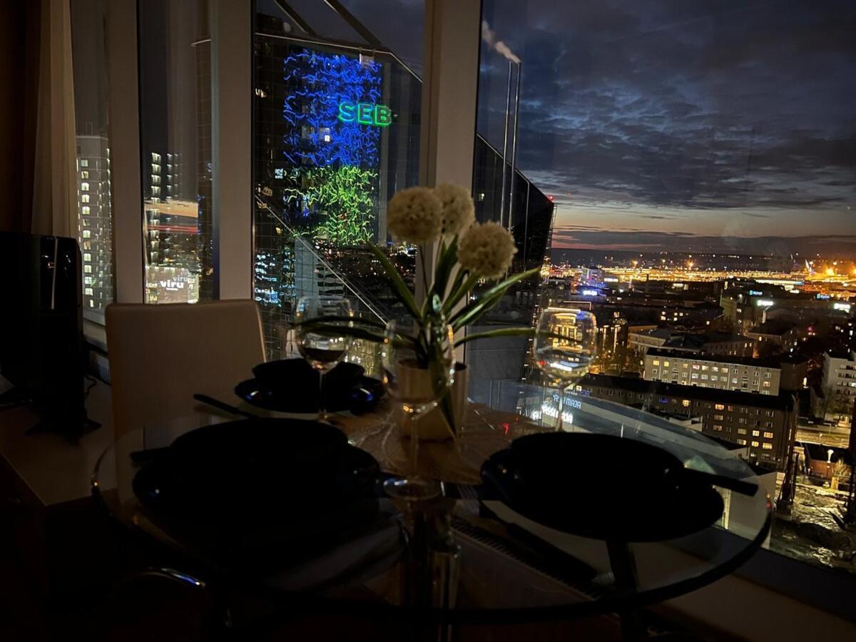 Panoramic Sea View -13th Floor *